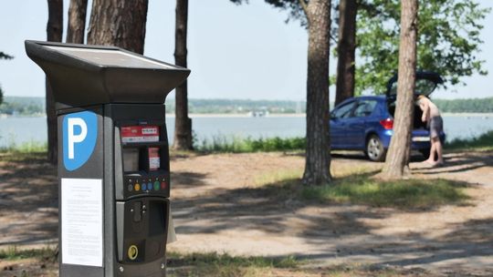 Parkomaty nad Zalewem Zemborzyckim 