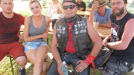 Motopiknik w Kumowej Dolinie