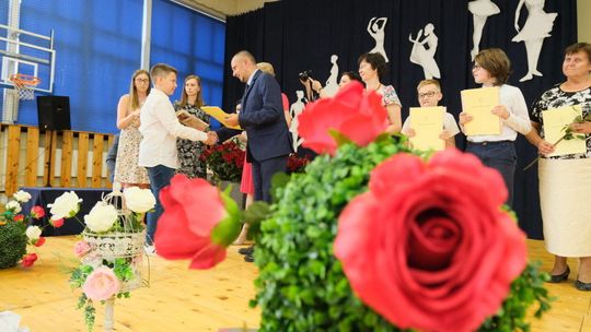 SP 30: Nagrody dla laureatów międzynarodowych i ogólnopolskich konkursów artystycznych