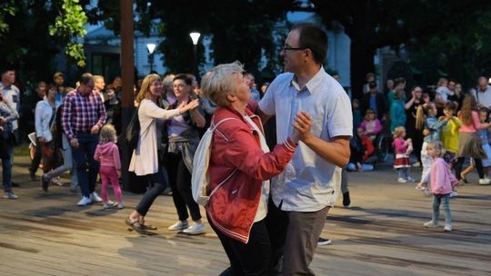 Plac Litewski - scena taneczna: brzmienia litewskie, białoruskie i ukraińskie