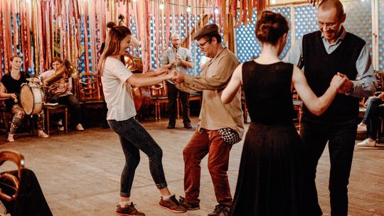 Potańcówka w Ogródkach Działkowych 