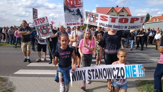 Protest przeciwko budowie spalarni śmieci w Zamościu