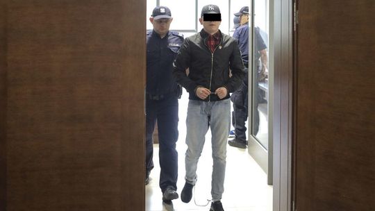 Drastyczna napaść w Okunince. Ruszył proces