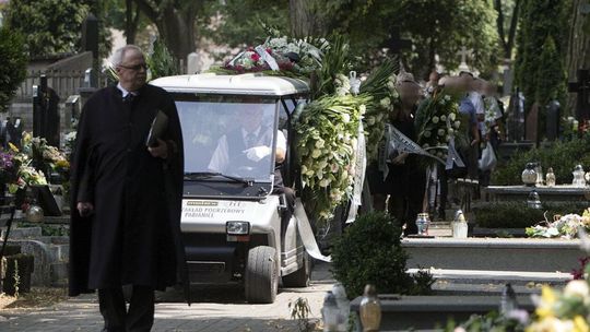 Pogrzeb 33-letniej kobiety, która zginęła na obwodnicy Lublina Pogrzeb 33-letniej kobiety, która zginęła na obwodnicy Lublina