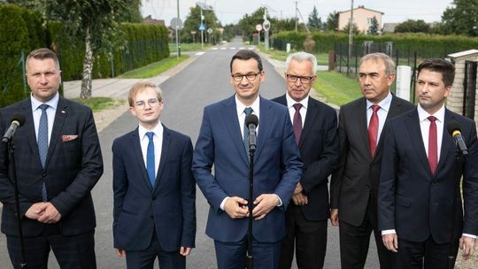 Premier Mateusz Morawiecki w gminie Jastków i w Świdniku
