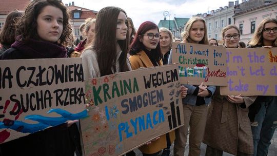 Młodzieżowy Strajk Klimatyczny w Lublinie Młodzieżowy Strajk Klimatyczny w Lublinie