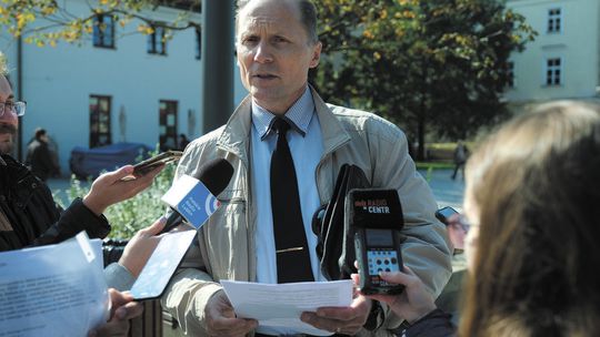 Siedem lat dookoła siedmiu osiedli Siedem lat dookoła siedmiu osiedli