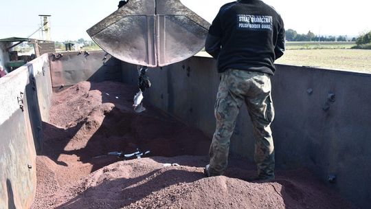 Papierosy o wartości blisko 120 tys. złotych zatrzymali funkcjonariusze w Hrubieszowie