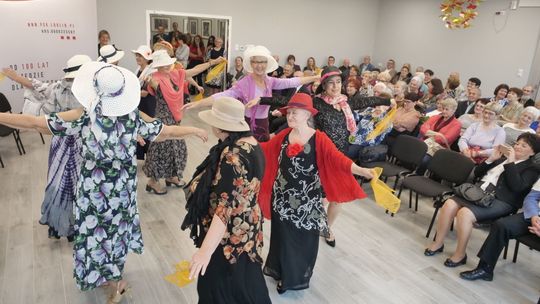 Centrum Zainteresowań Ambitnych Seniorów 