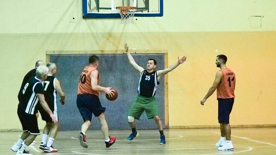 Pod Koszami Dziennika Wschodniego Pod Koszami Dziennika Wschodniego