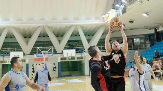 Turniej koszykówki: memoriał trenera Leszka Roupperta