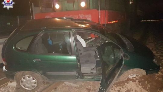 Wypadek na przejeździe kolejowym w miejscowości Stara Wieś