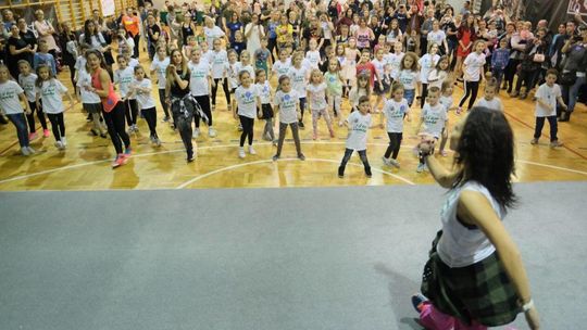 III Charytatywny Maraton Zumba  Fitness w SP 45