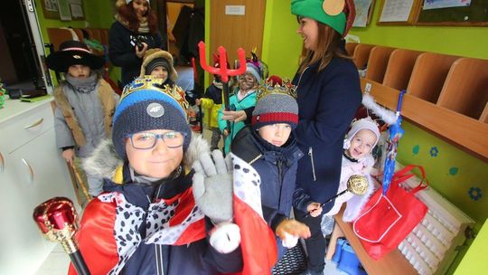 Kolędujące przedszkolaki z Jana Sawy 4