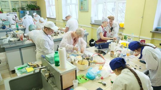 Turniej młodych cukierników i piekarzy w lubelskim Chemiku