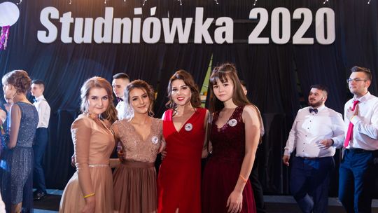 Studniówka II Liceum Ogólnokształcącego im. Marii Konopnickiej w Zamościu