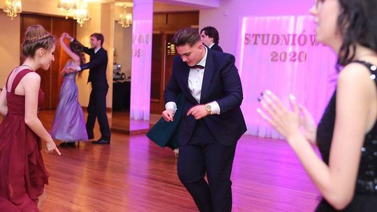 Studniowka Liceum Środziemnomorske Studniowka Liceum Środziemnomorske