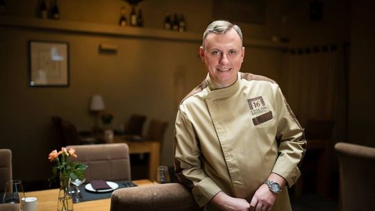 10. Restauracja 16 Stołów (ul. Rynek 16)