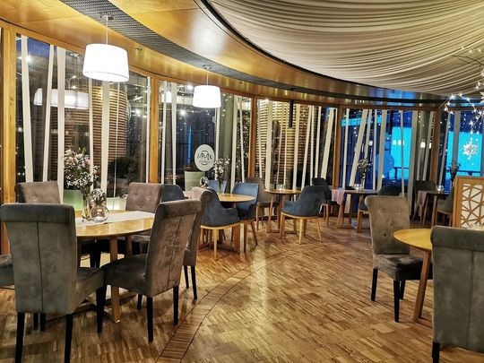 20. 2 Pi Er (ul. Grottgera 2) 