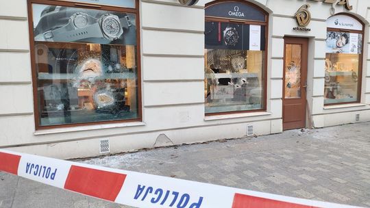 Nocne włamanie do jubilera na deptaku w Lublinie