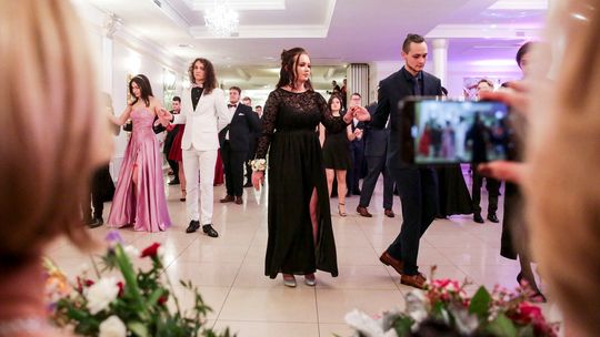 Studniówka XIX Liceum Ogólnokształcącego im. Marii i Jerzego Kuncewiczów Studniówka XIX Liceum Ogólnokształcącego im. Marii i Jerzego Kuncewiczów