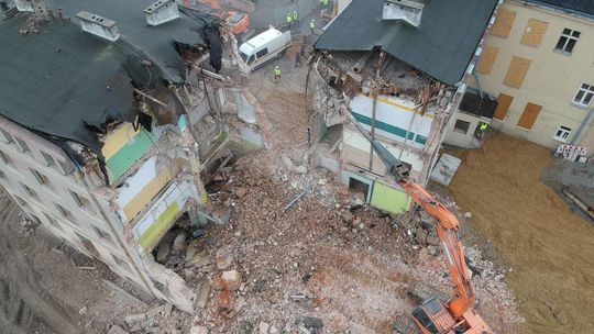 Wyburzanie budynków szpitala przy ulicy Staszica w Lublinie