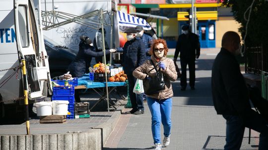 Pierwszy dzień maseczek w Zamościu Pierwszy dzień maseczek w Zamościu