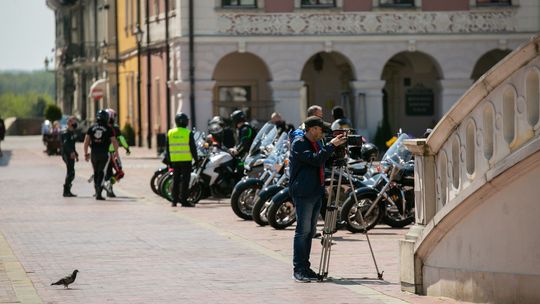 Parada wsparcia dla medyków