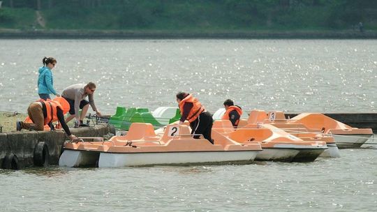 Kąpielisko Słoneczny Wrotków nad Zalewem Zemborzyckim: wypożyczalnia sprzętu już czynna