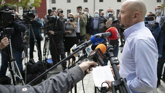 Niedzielna konferencja prasowa senator Jacka Burego