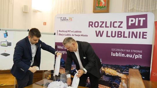 Losowanie nagród w loterii Rozlicz PIT w Lublinie