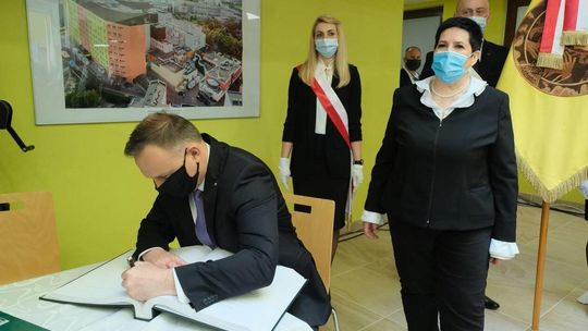 Andrzej Duda w Centrum Onkologii Ziemi Lubelskiej Andrzej Duda w Centrum Onkologii Ziemi Lubelskiej
