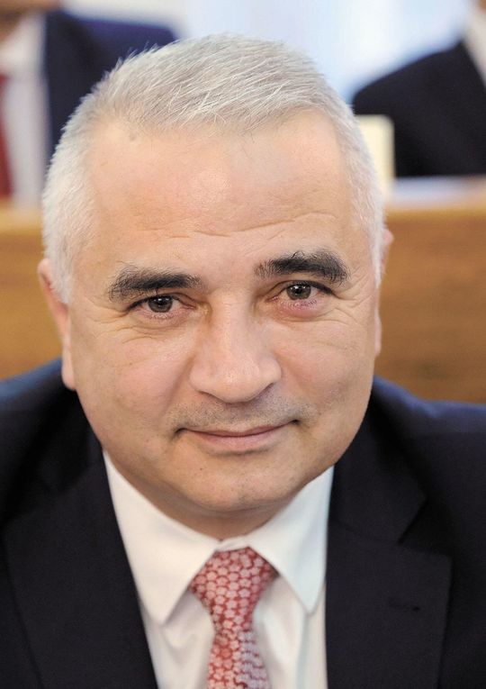 Dariusz Sadowski (klub prez. Żuka) Dariusz Sadowski (klub prez. Żuka)