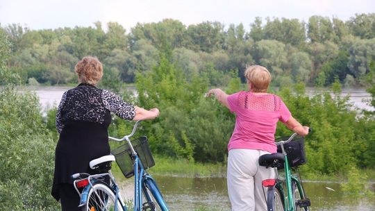 Wysoki stan Wisły od Puław do Stężycy