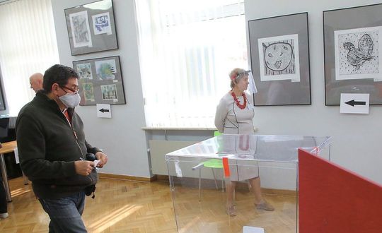 Komisja Wyborcza w DK przy ul. Krańcowej