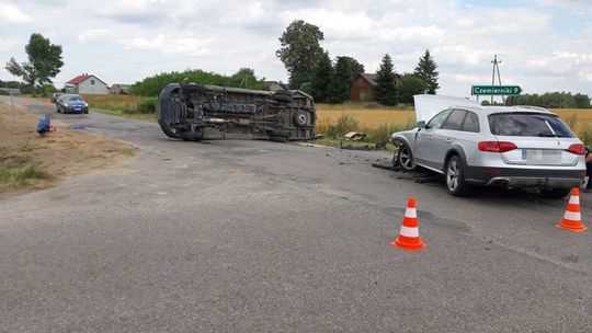 Zderzenie dwóch samochodów w powiecie radzyńskim