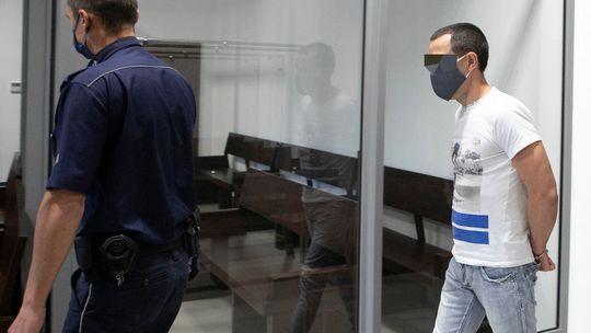 Podwójne zabójstwo w Drobrosławowie. Początek procesu