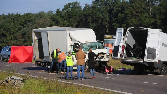 Śmiertelny wypadek w Świdniku. Zderzenie dwóch busów