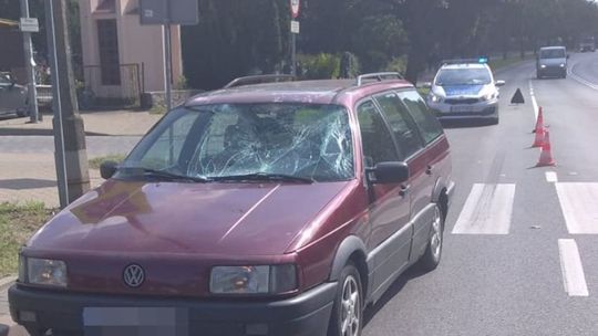 17-latek potrącony przez samochód na przejściu dla pieszych w Puławach