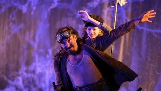 Teatr KTO w sztuce pt Zapach czasu na pl Teatralnym