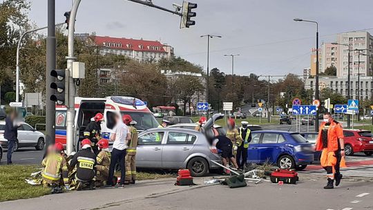 Wypadek na skrzyżowaniu al. Tysiąclecia i Unii Lubelskiej