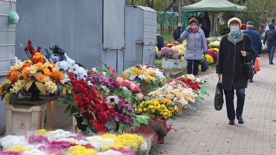 Ostatnie przygotowania do Dnia Wszystkich Świętych