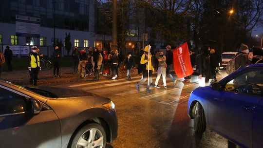 Protesty na ul. Sowińskiego i Głebokiej