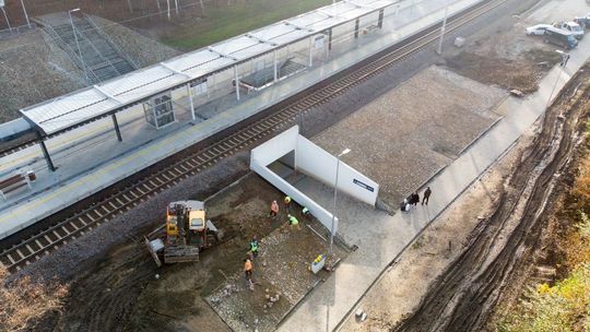 Prace wykończeniowe na przystanku Lublin Zachodni