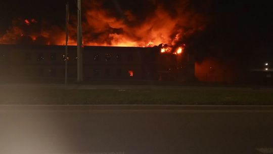 Pożar hali przy ul. Pancerniaków