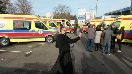 Sześć nowych karetek dla lubelskiego pogotowia