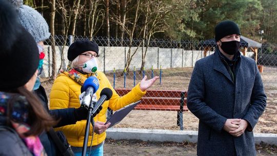 Otwarcie wybiegu dla psów przy schronisku Azyl w Białej Podlaskiej