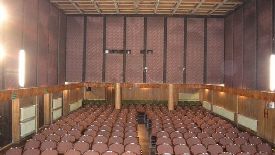 Tarnogrodzki Ośrodek Kultury. Przed i po remoncie