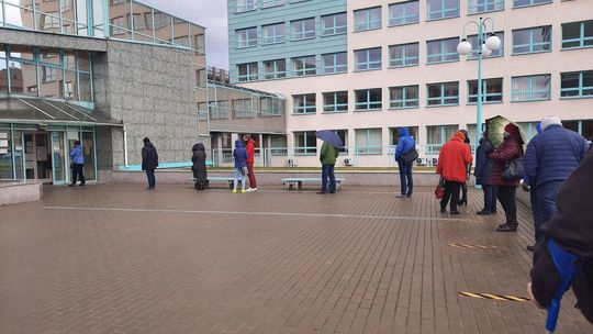 Kolejka przed ZUS w Lublinie