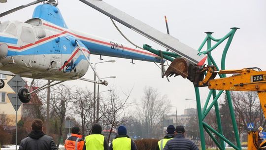Jak śmigłowiec SM 1 w Świdniku opuszczał cokół